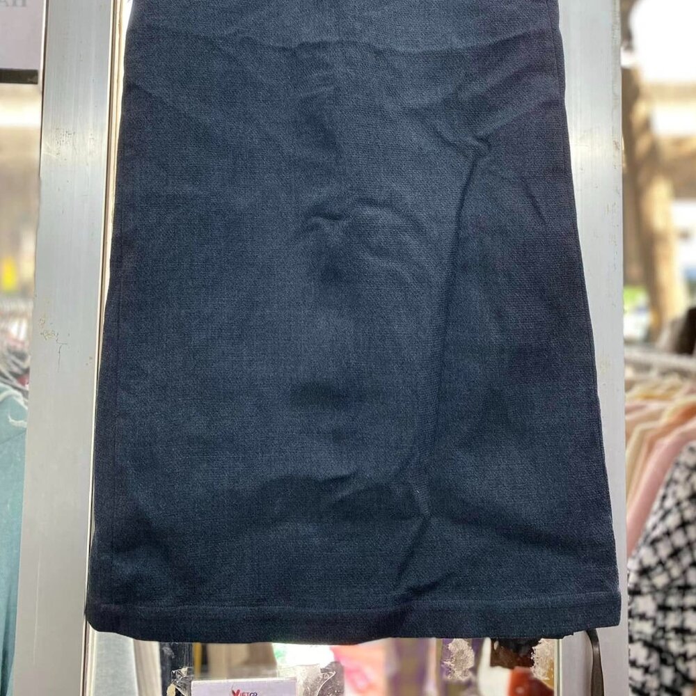 Simple Straight Long Skirt - Picture 3 of 3